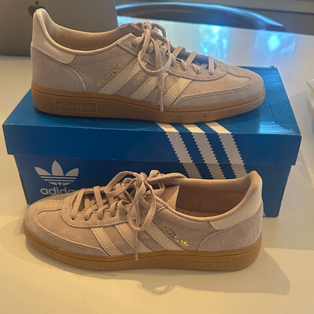 Adidas Handball Spezial, W, Size 7 1/2, Never worn!
